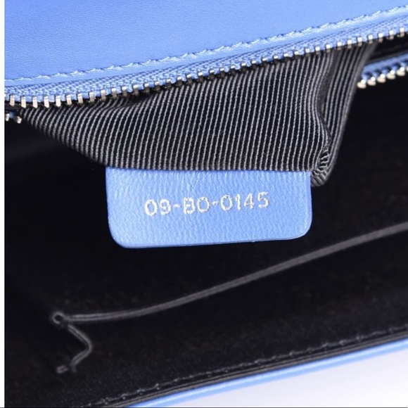 DIOR Lambskin Diorama bag - Medium - Picture 6 of 7